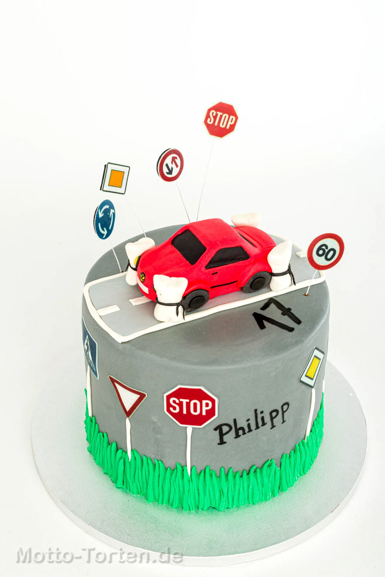 Torte zur bestandenen Führerscheinprüfung