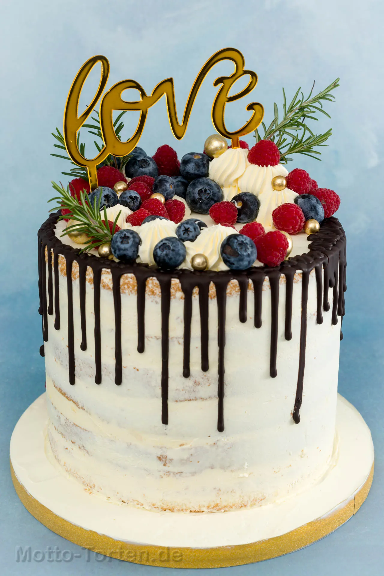 kleine einstöckige Hochzeitstorte für das Standesamt