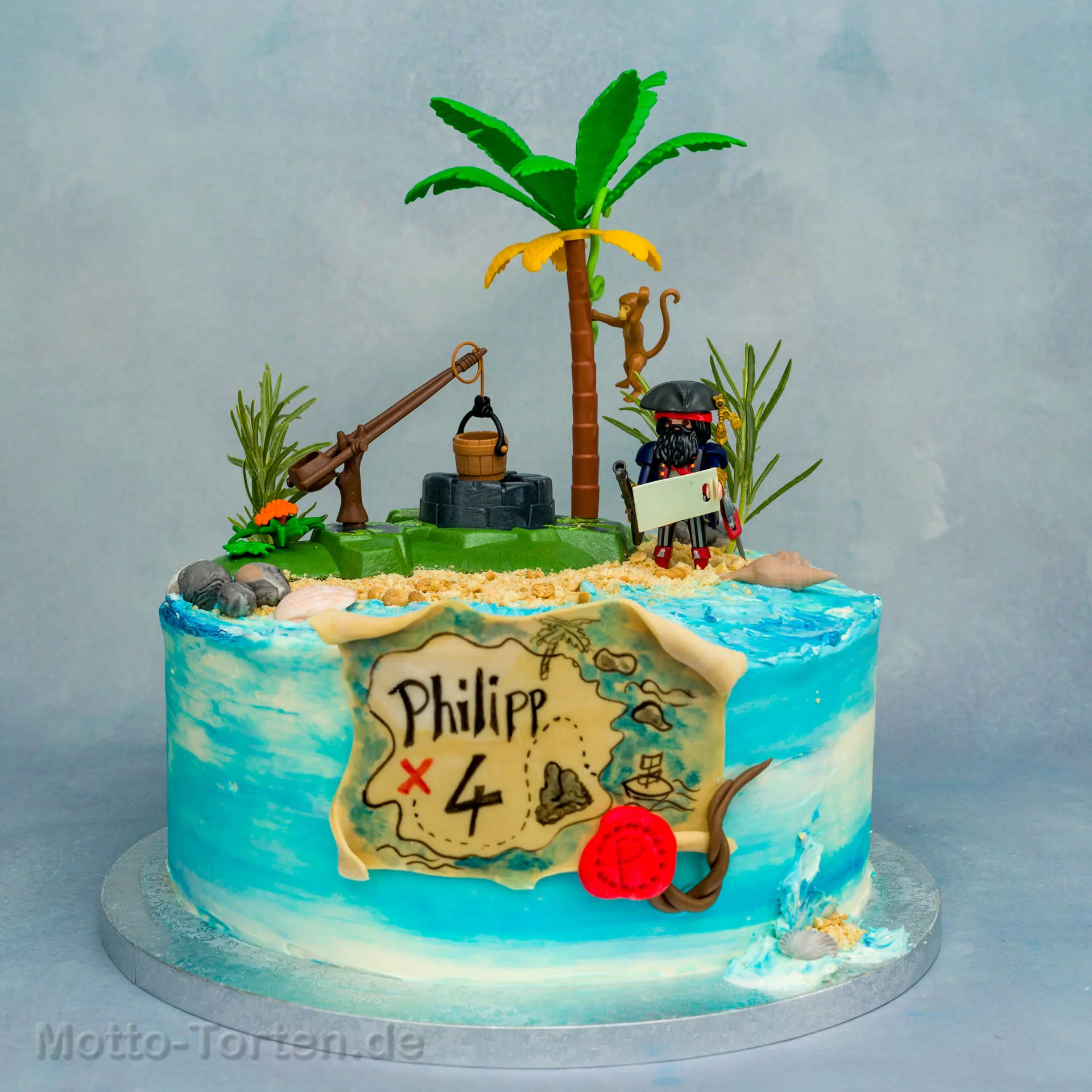 Buttercremetorte mit Playmobil-Piraten-Motiv