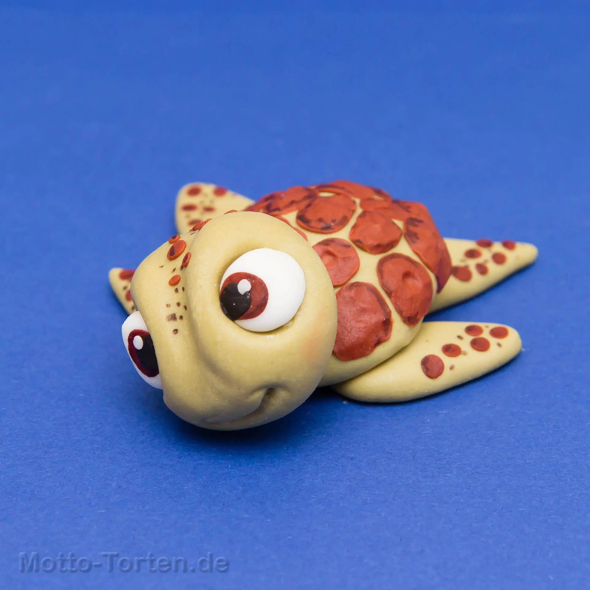Handmodellierte Schildkröten-Figur aus Fondant