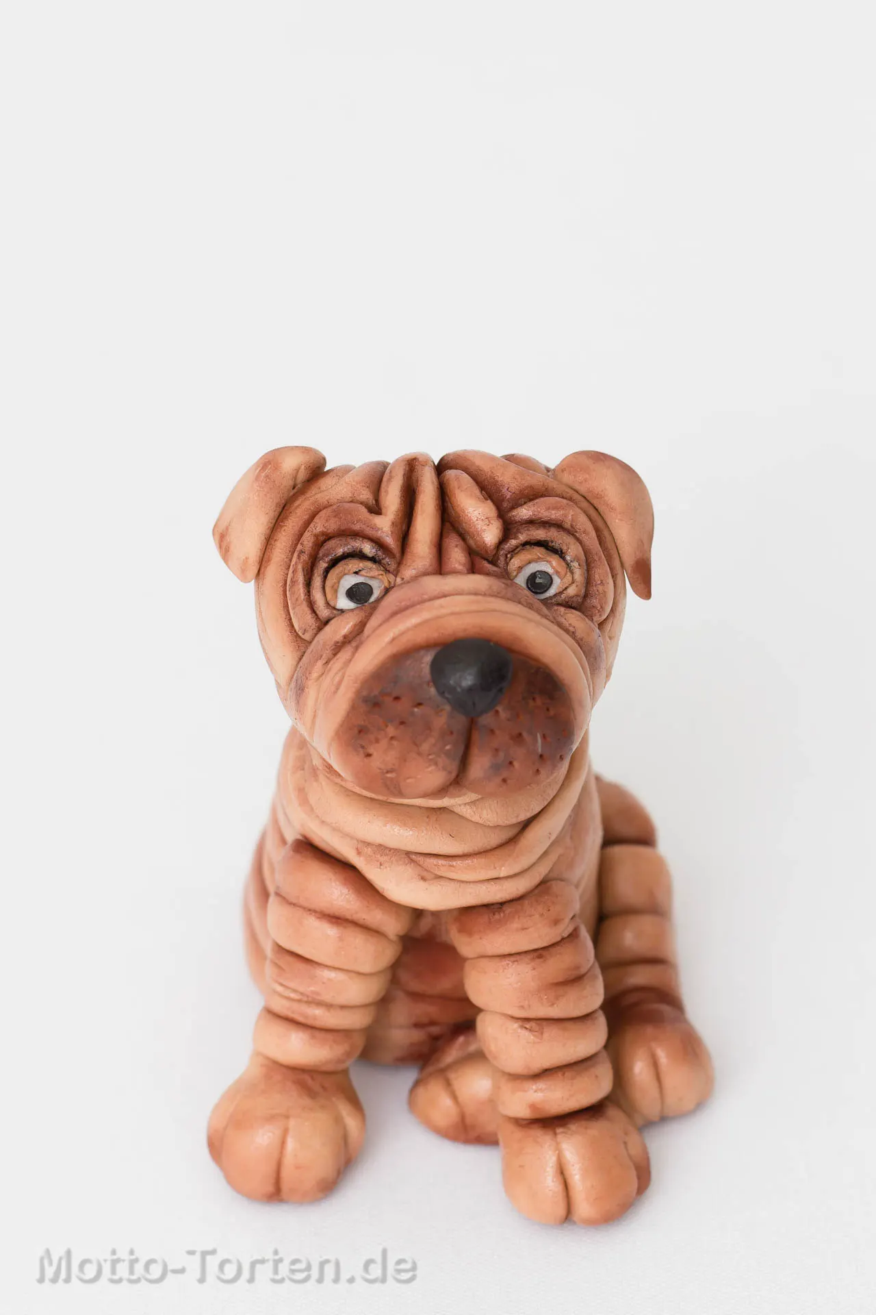 Handmodellierte Hundefigur (Shar-Pei) aus Fondant
