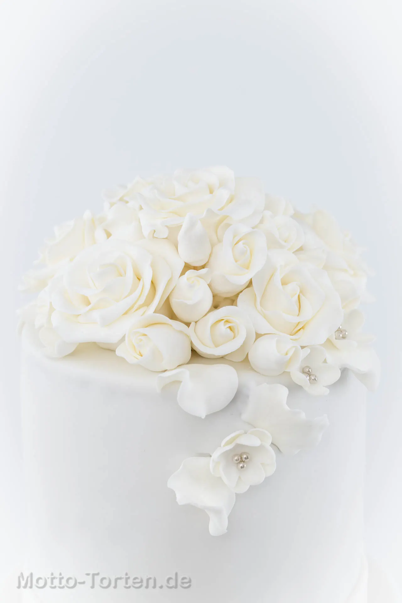 Florale Torte zur Silberhochzeit – Ansicht 2