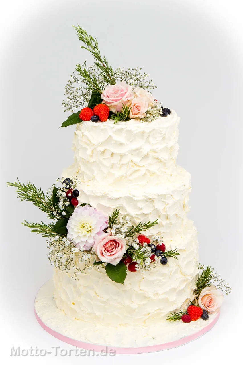 3 stöckige Hochzeitstorte ohne Fondant