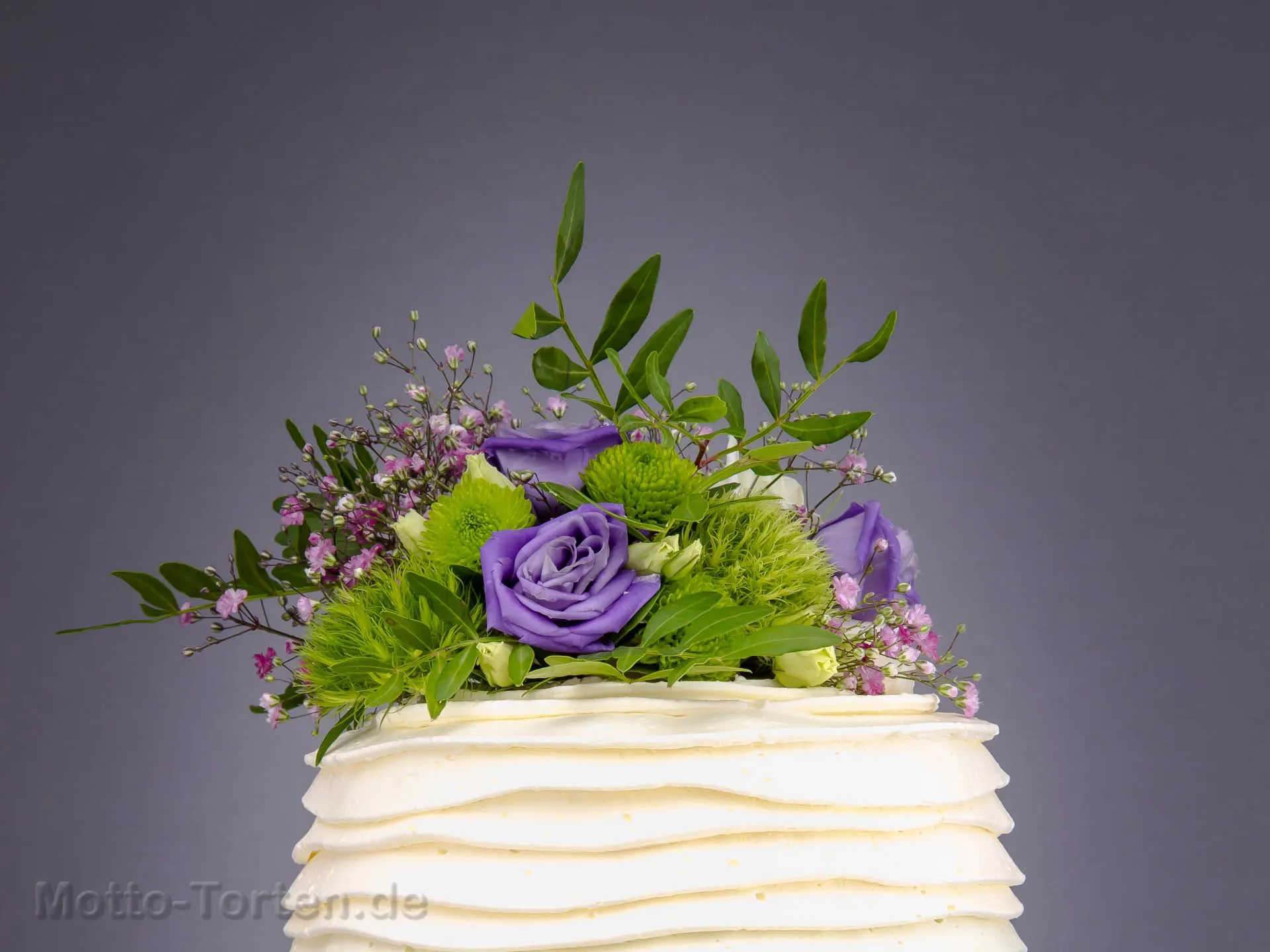Hochzeitstorte ohne Fondant im ombre Look