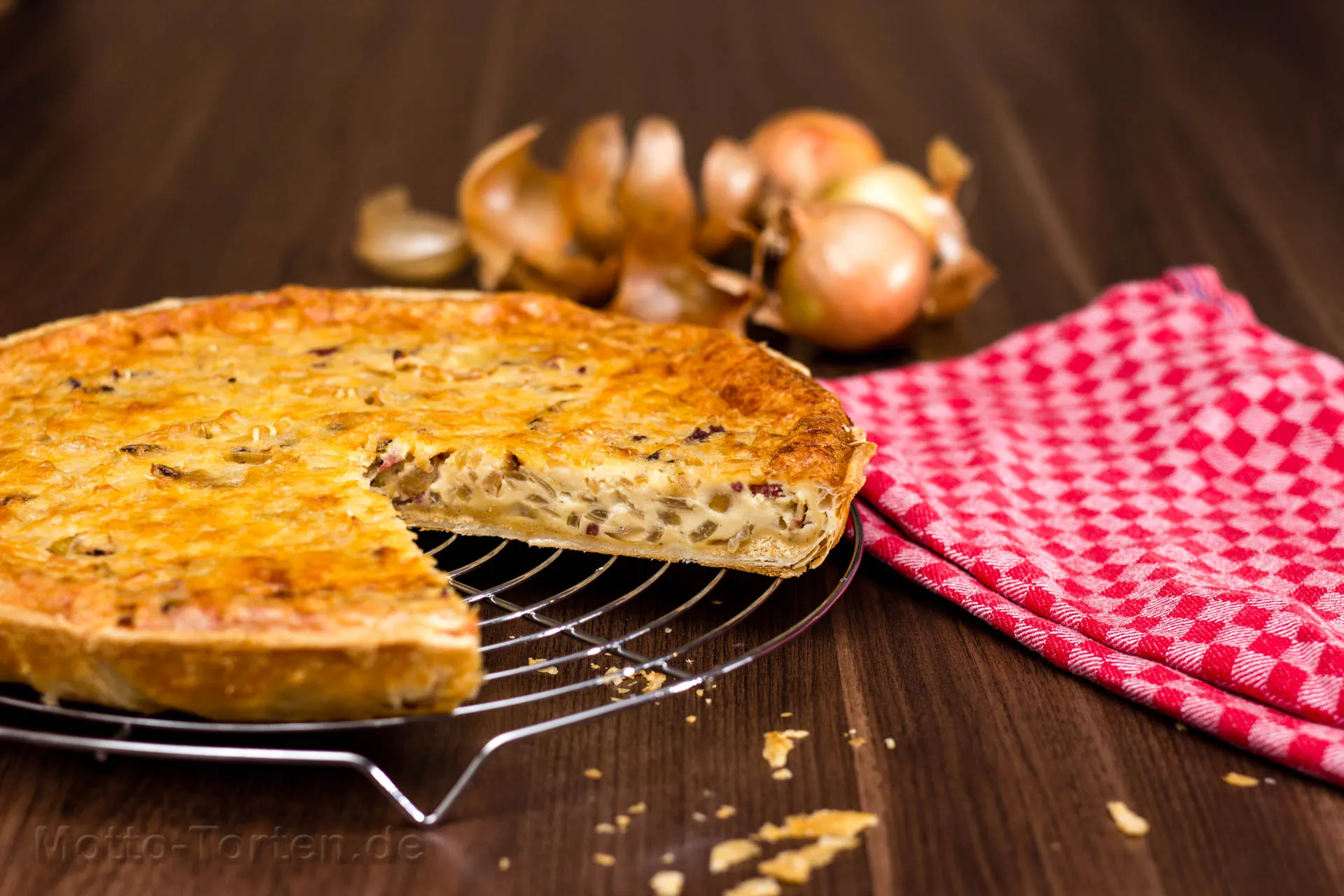Zwiebelkuchen mit Speck