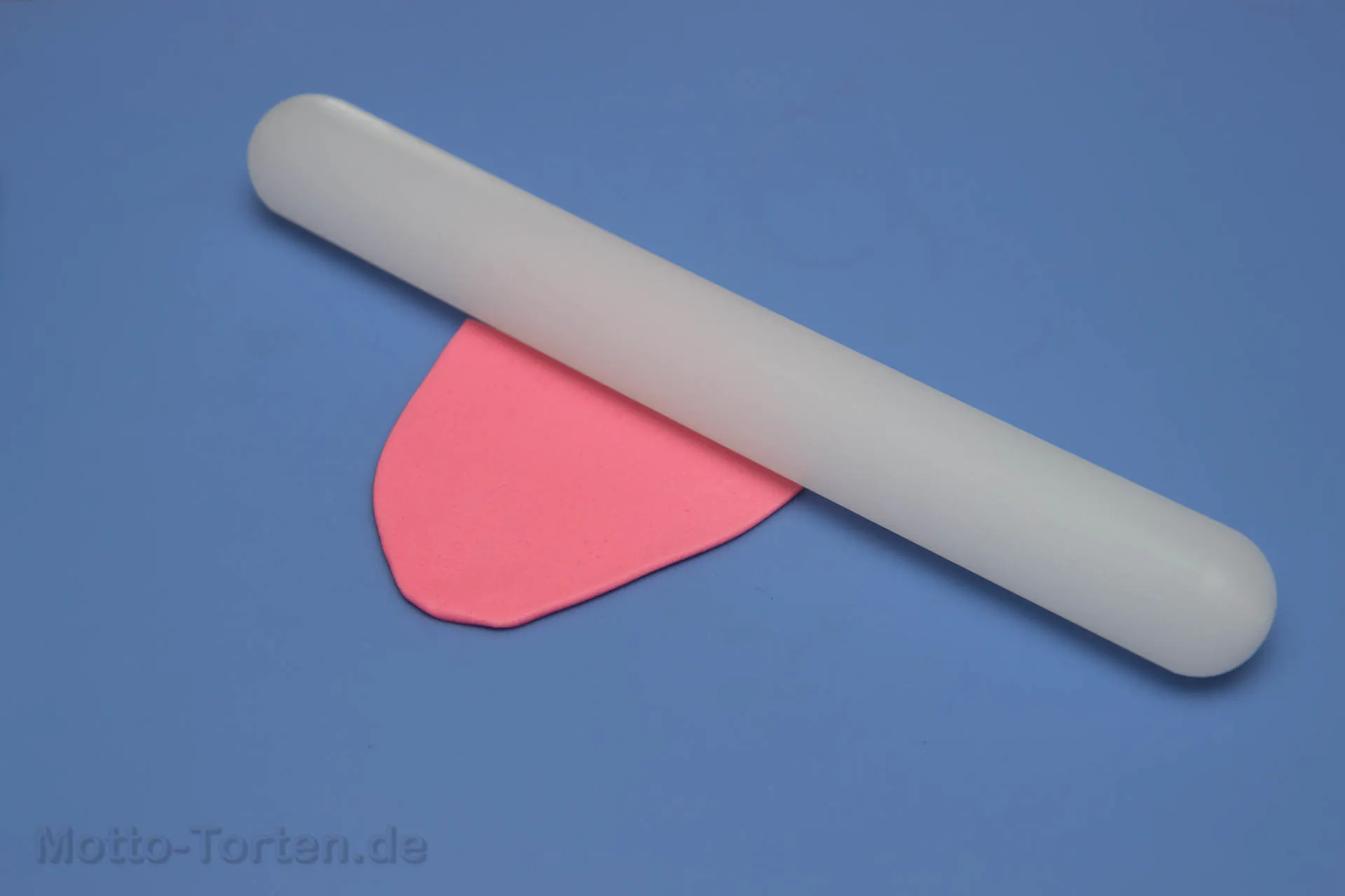 Ausrollen von Fondant oder Marzipan