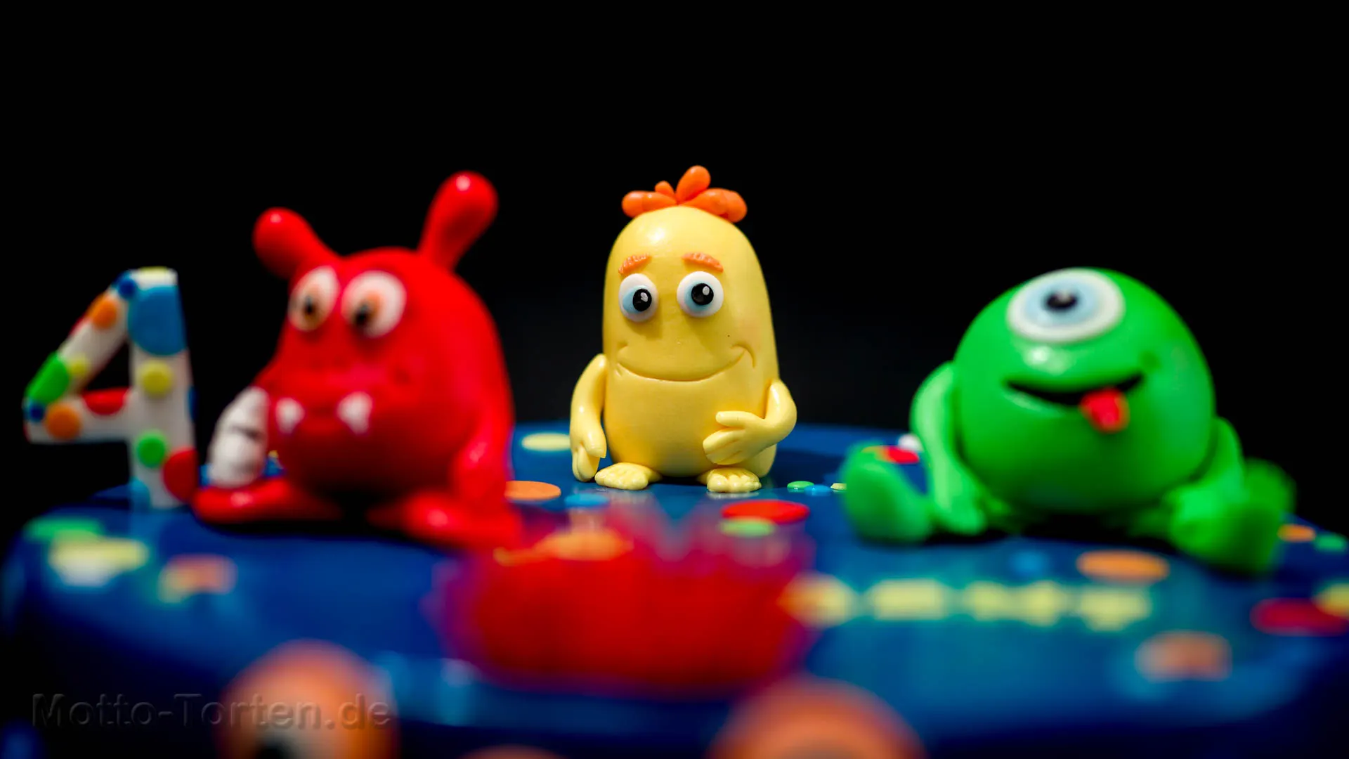 gelbes Monster aus Fondant