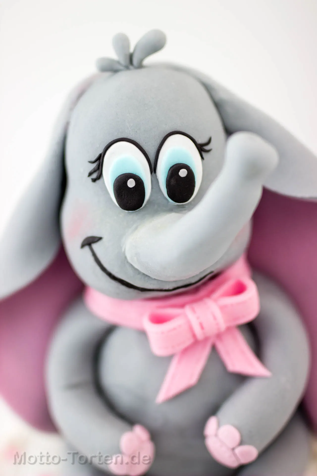 Babyfigur aus Marshmallow Ricecrispiemasse
