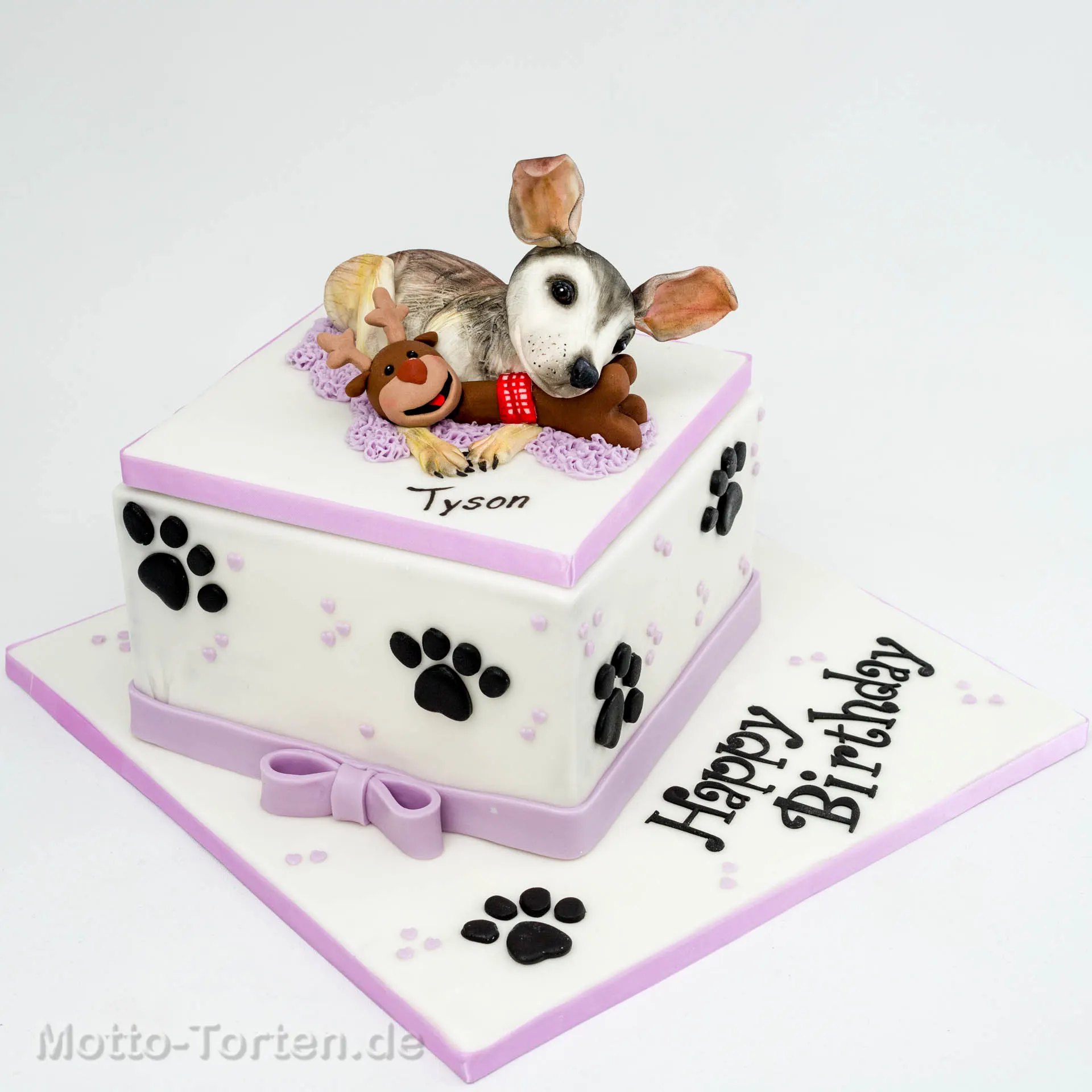 Torte zum Geburtstag mit Hund