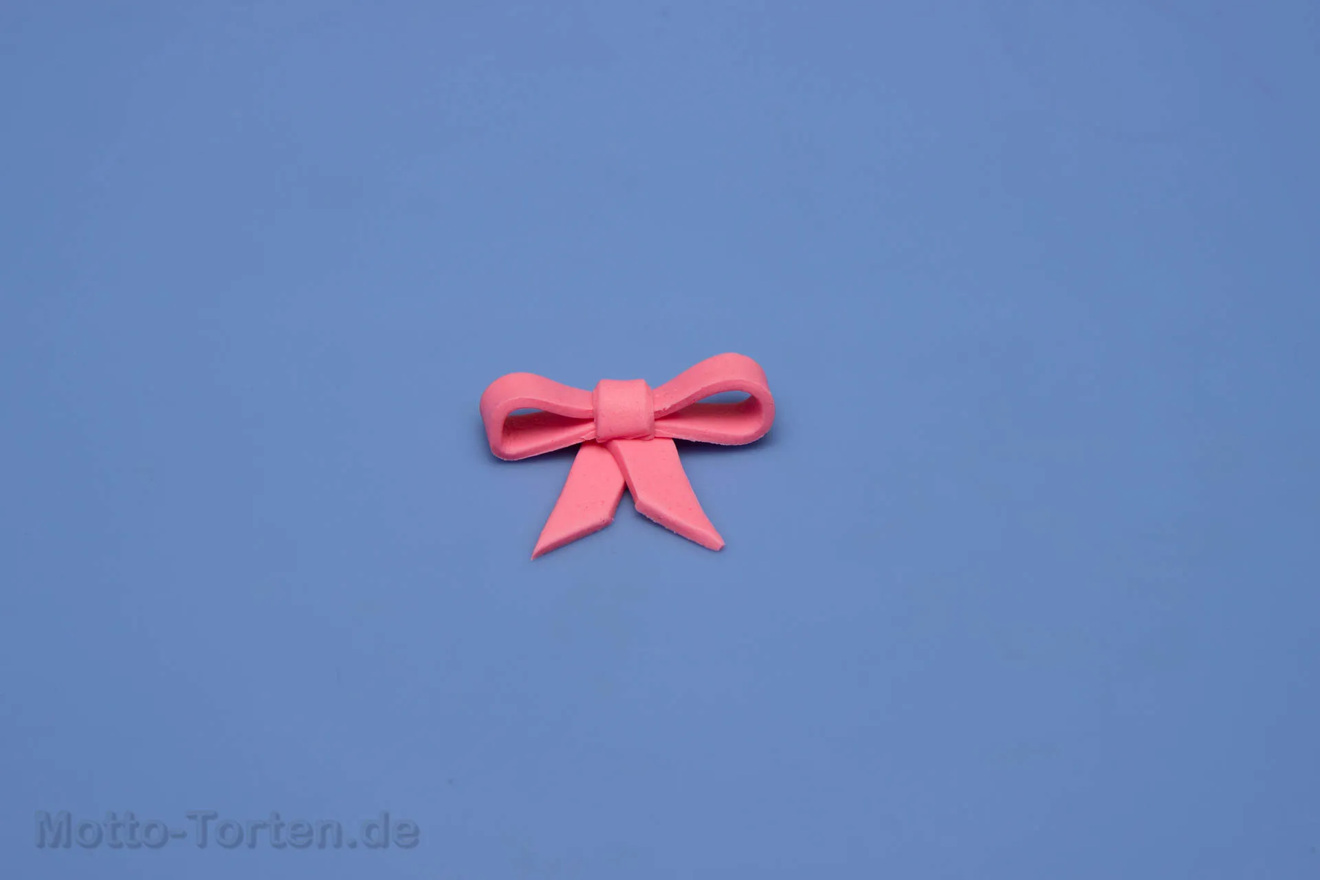 Fertige Fondant/ Marzipanschleife