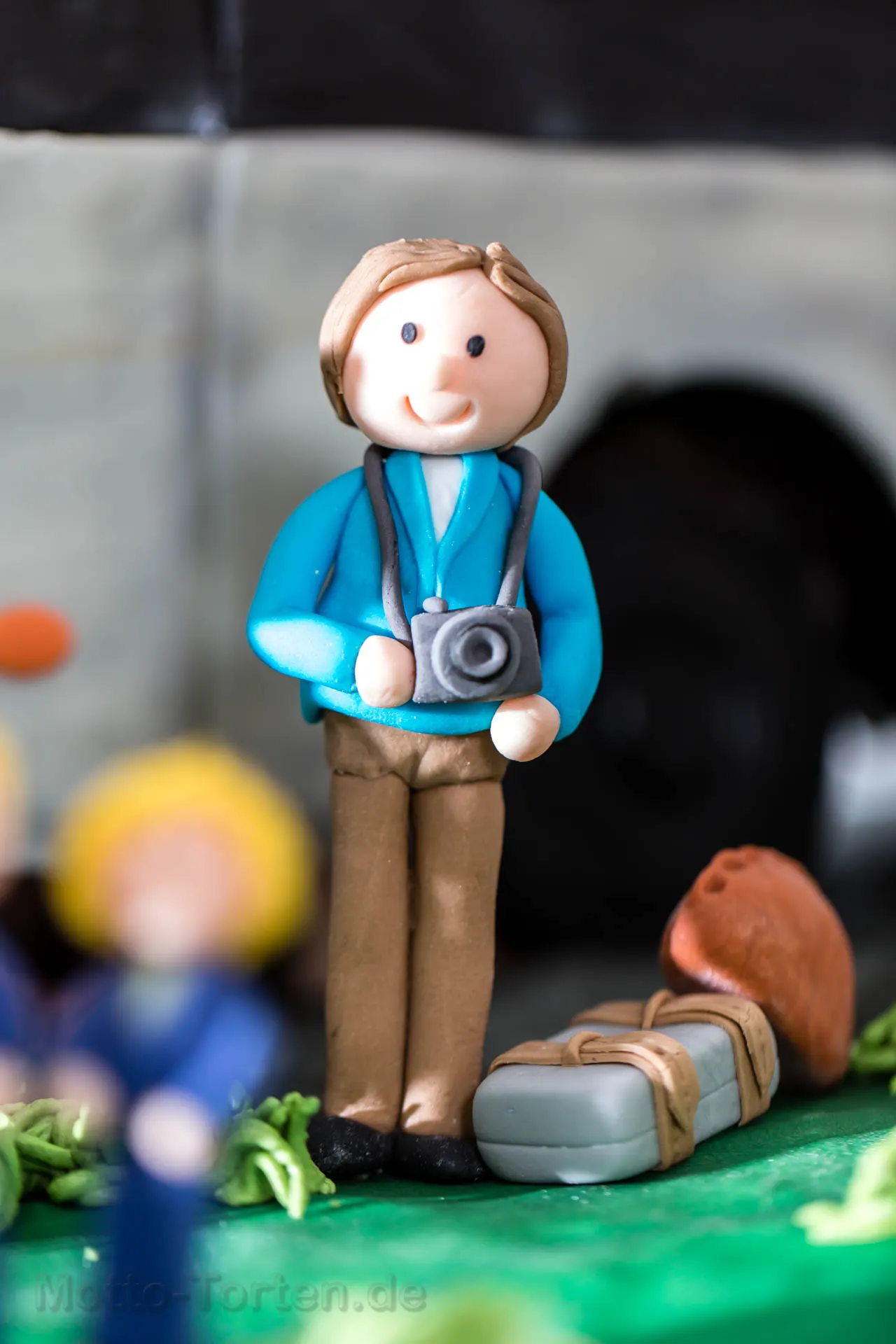 Reisegast aus Fondant modelliert