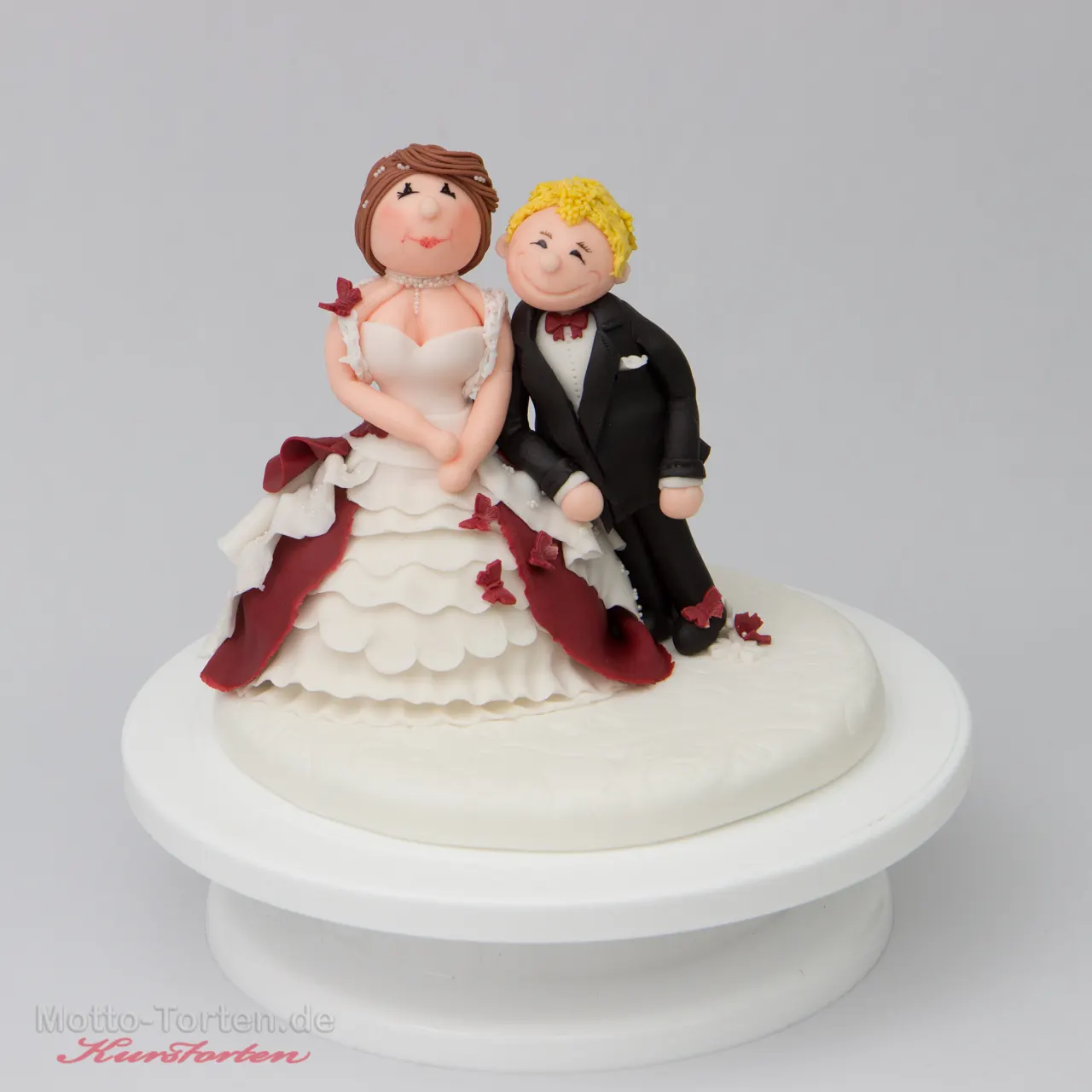 Modelliertes Brautpaar aus Fondant