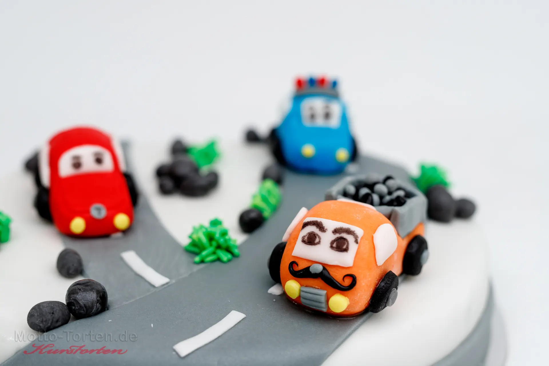 Fondanttorten Basiskurs – Kursarbeit 10