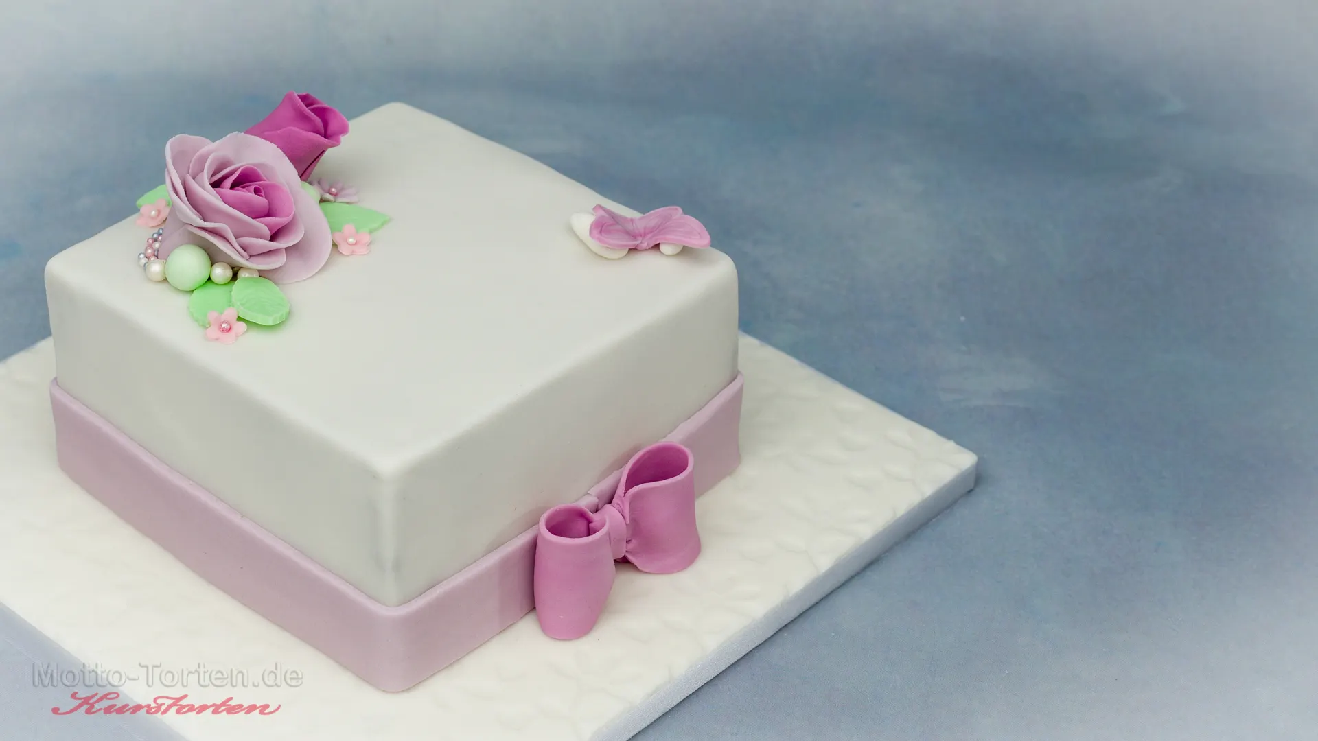 Hochzeitstortenkurs – Kursarbeit 16